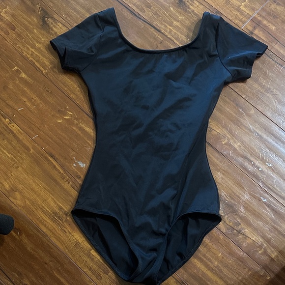Theatricals Black Short Sleeve Leotard – Size Small - Picture 1 of 4